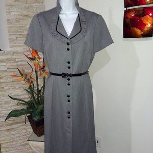 NWOT Tahari button down Dress Size 8
